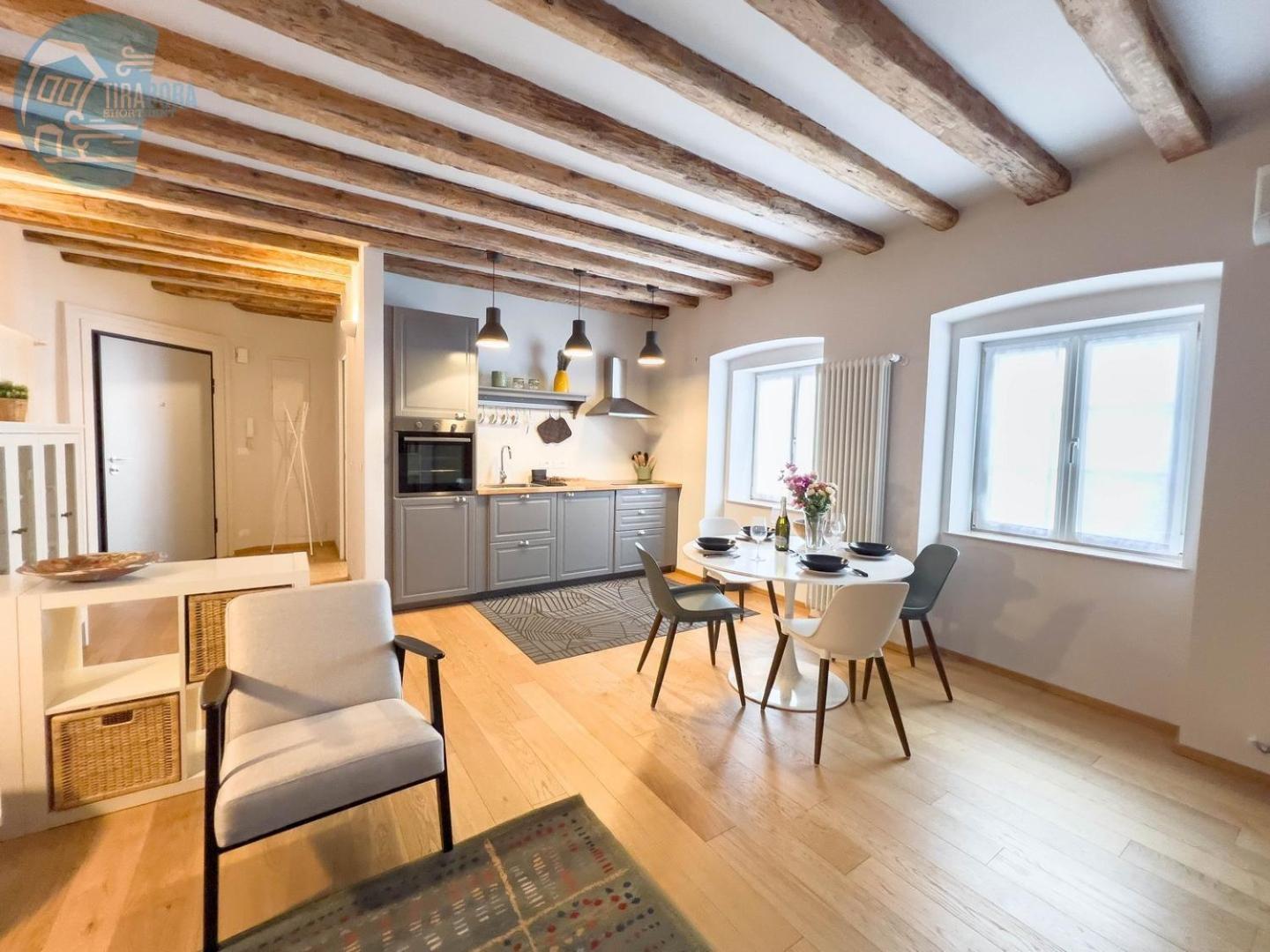 Apartamento Mazzini 9 Tirabora Short Rent Trieste Exterior foto