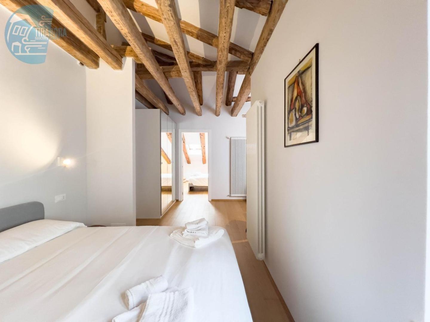 Apartamento Mazzini 9 Tirabora Short Rent Trieste Exterior foto
